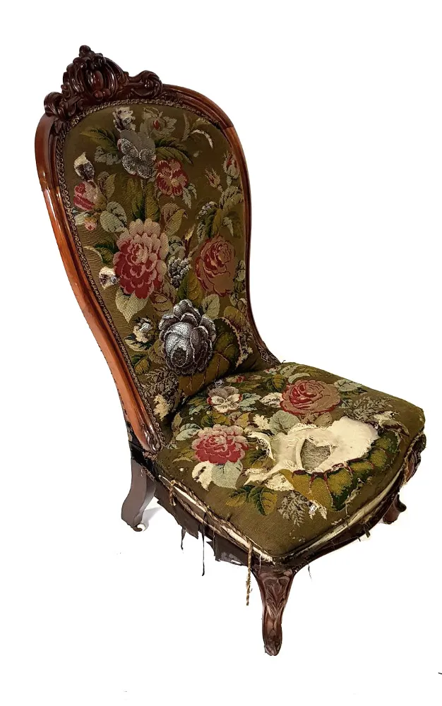 Very Good Quality 19th Century Rosewood Nursing Chair