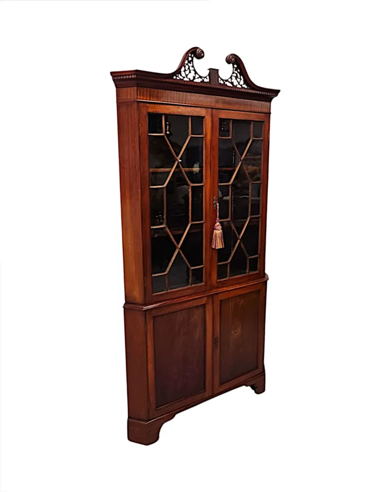 A Very Fine 19th Century Georgian Style Corner Cabinet