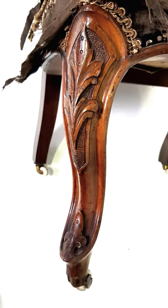 Very Good Quality 19th Century Rosewood Nursing Chair