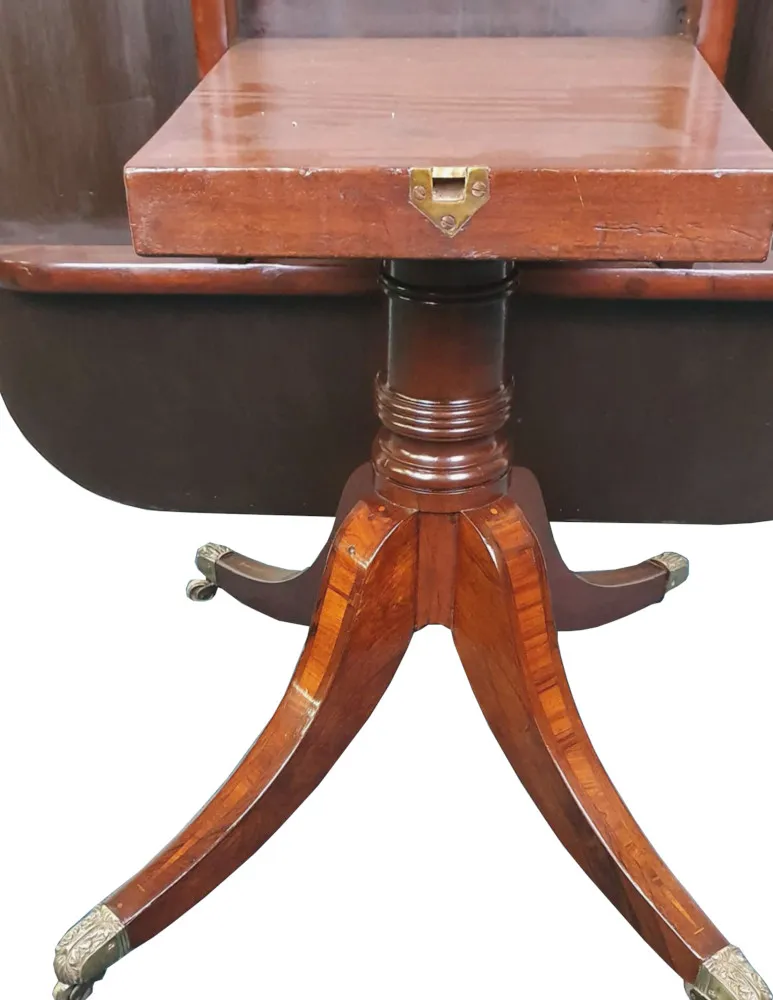 Early 19th Century Regency Rosewood Flip Top Table