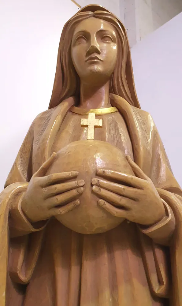 Early 20th Century Hand Carved Pine Statue of the Virgin Mary