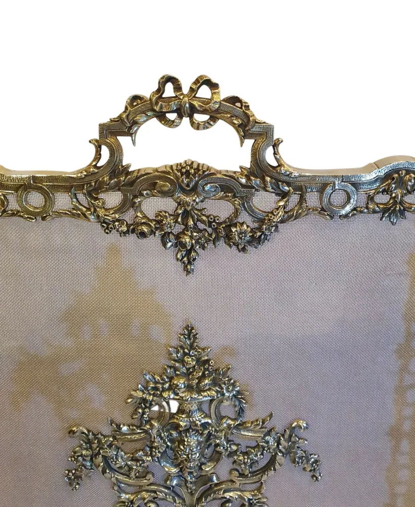  A Gorgeous 19th Century Fully Restored Polished Brass Fire Screen 