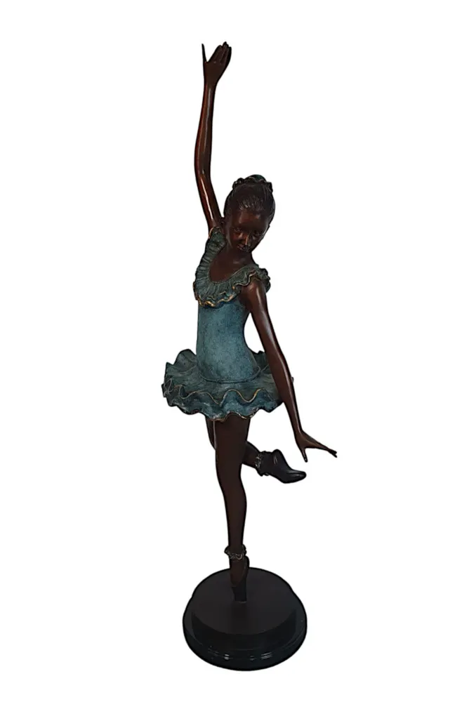 A Lovely Quality 20th Century Figurative Bronze Statue of a Ballet Dancer 