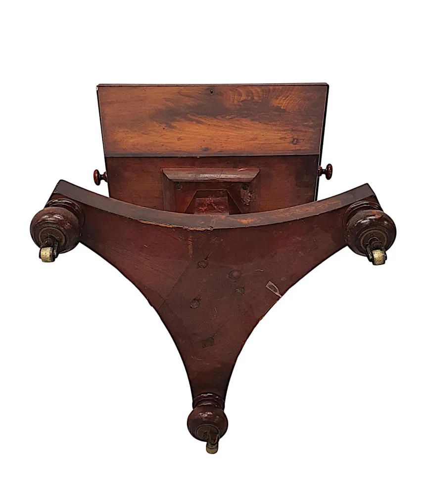 A Very Fine Early 19th Century Flame Mahogany Cellerette