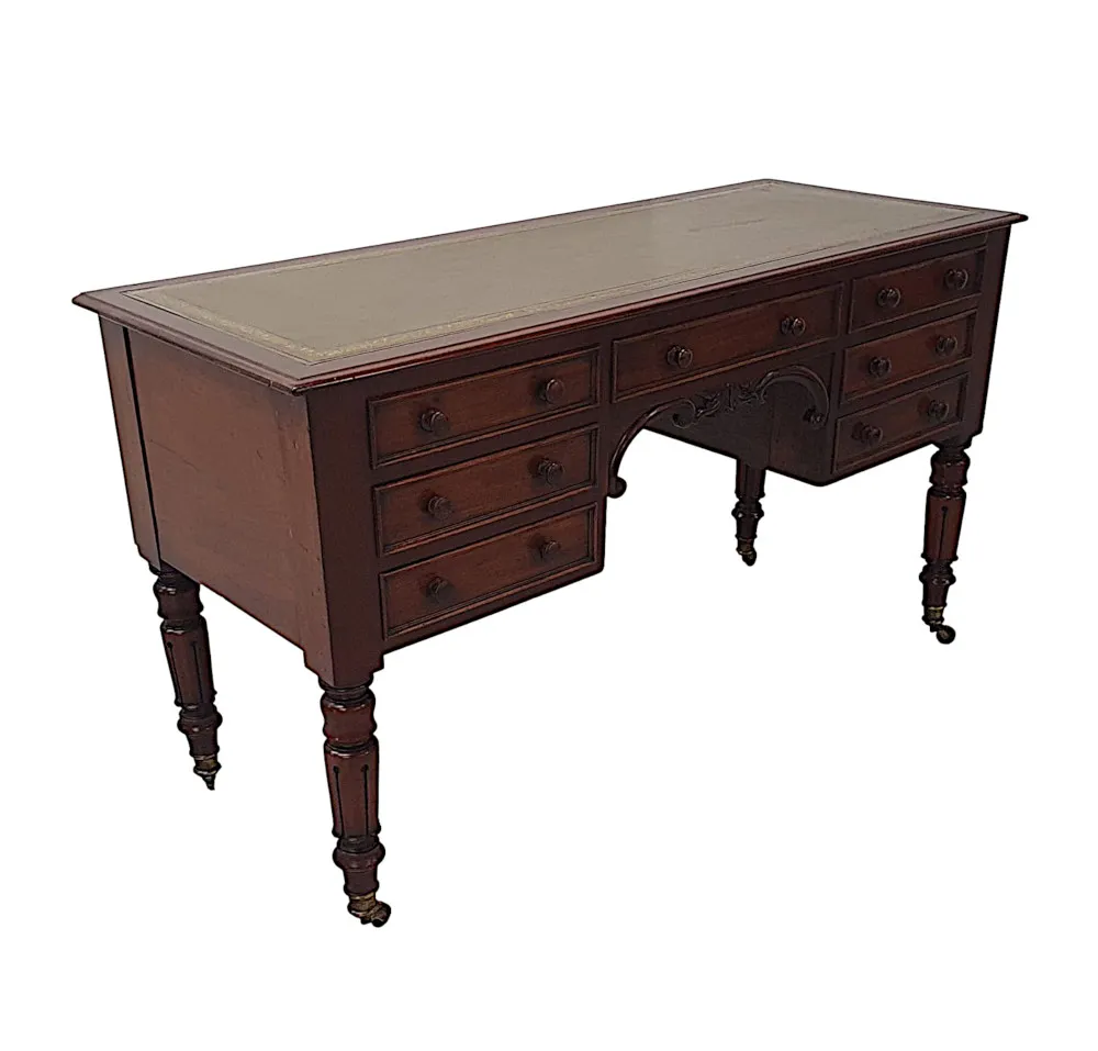 A Very Fine Early 19th Century William IV Leather Top Desk 