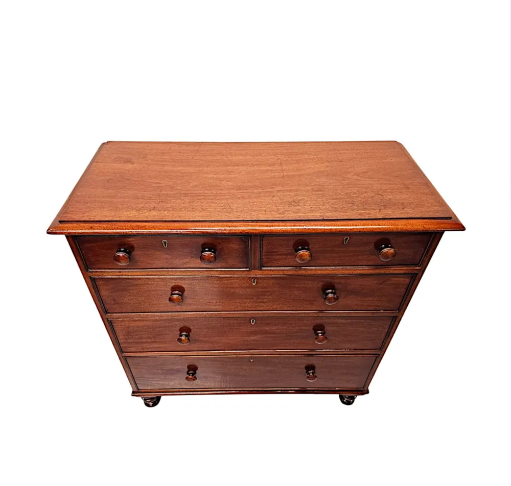 A Very Fine Irish Early 19th Century Chest of Drawers