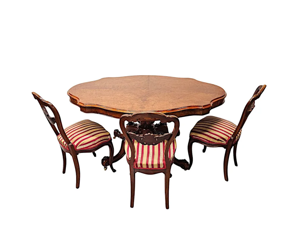  A Gorgeous Irish 19th Century Fully Restored Centre or Dining Table in the Manner of Strahan
