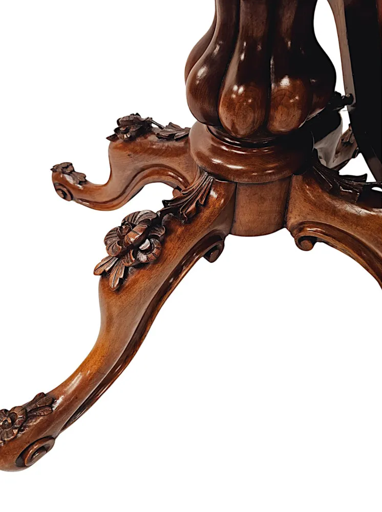  A Gorgeous Irish 19th Century Fully Restored Centre or Dining Table in the Manner of Strahan
