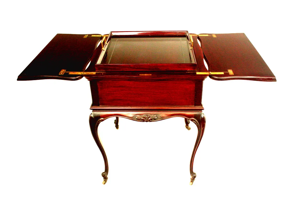 Lovely Quality Edwardian Drinks Table Stamped 