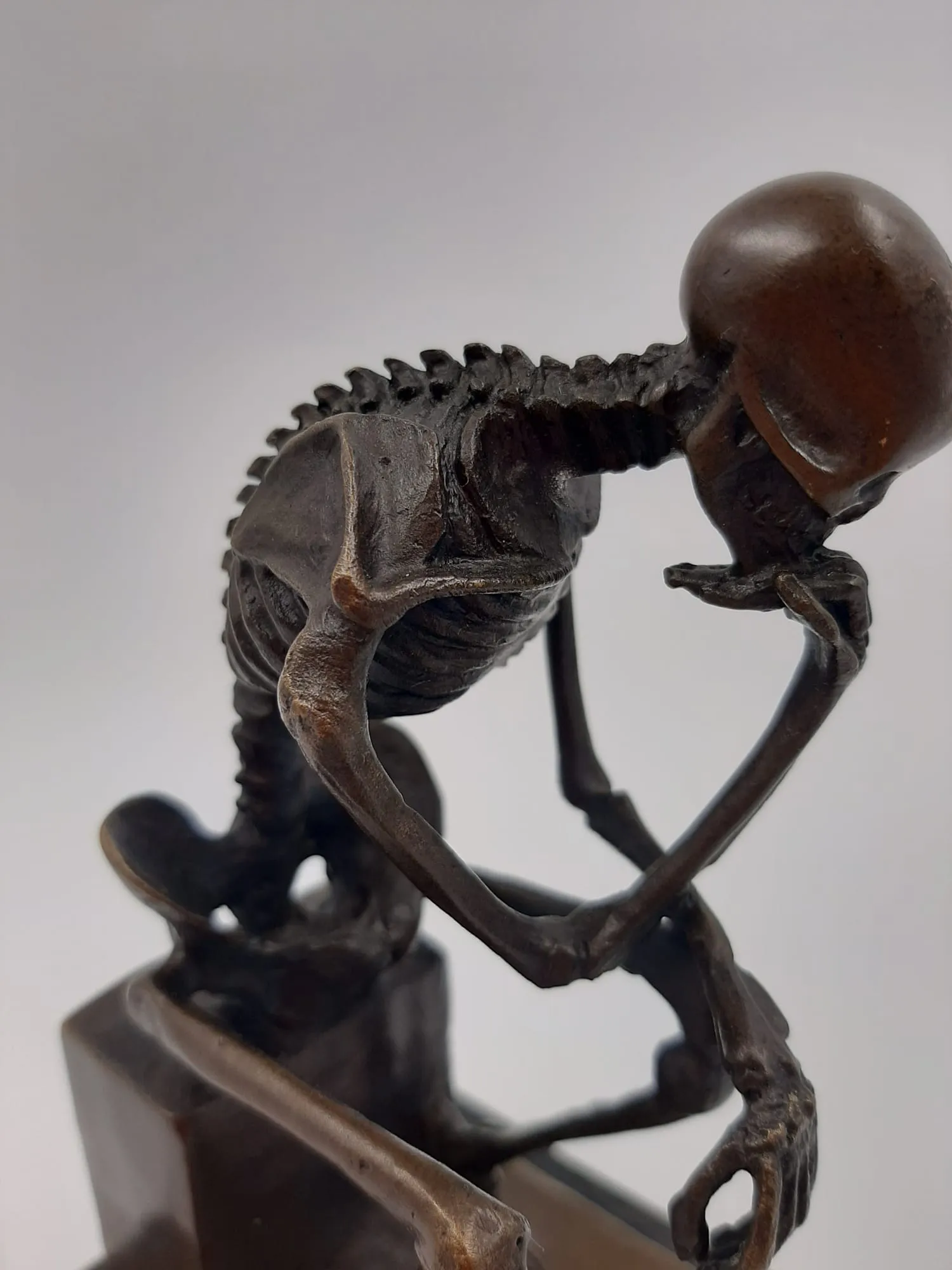 Modern Quality Bronze Sculpture of the Skeleton Thinker