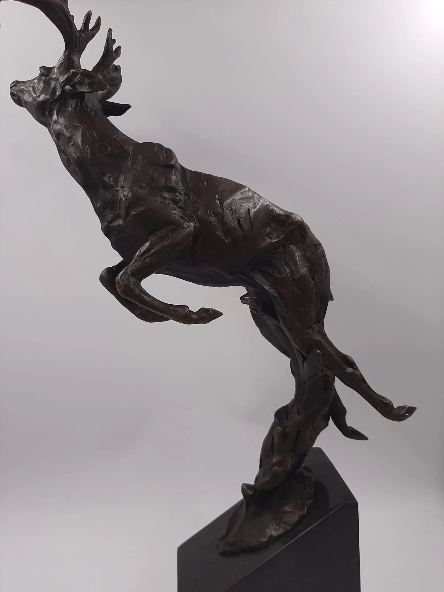 Modern Quality Bronze Sculpture of Jumping Deer 