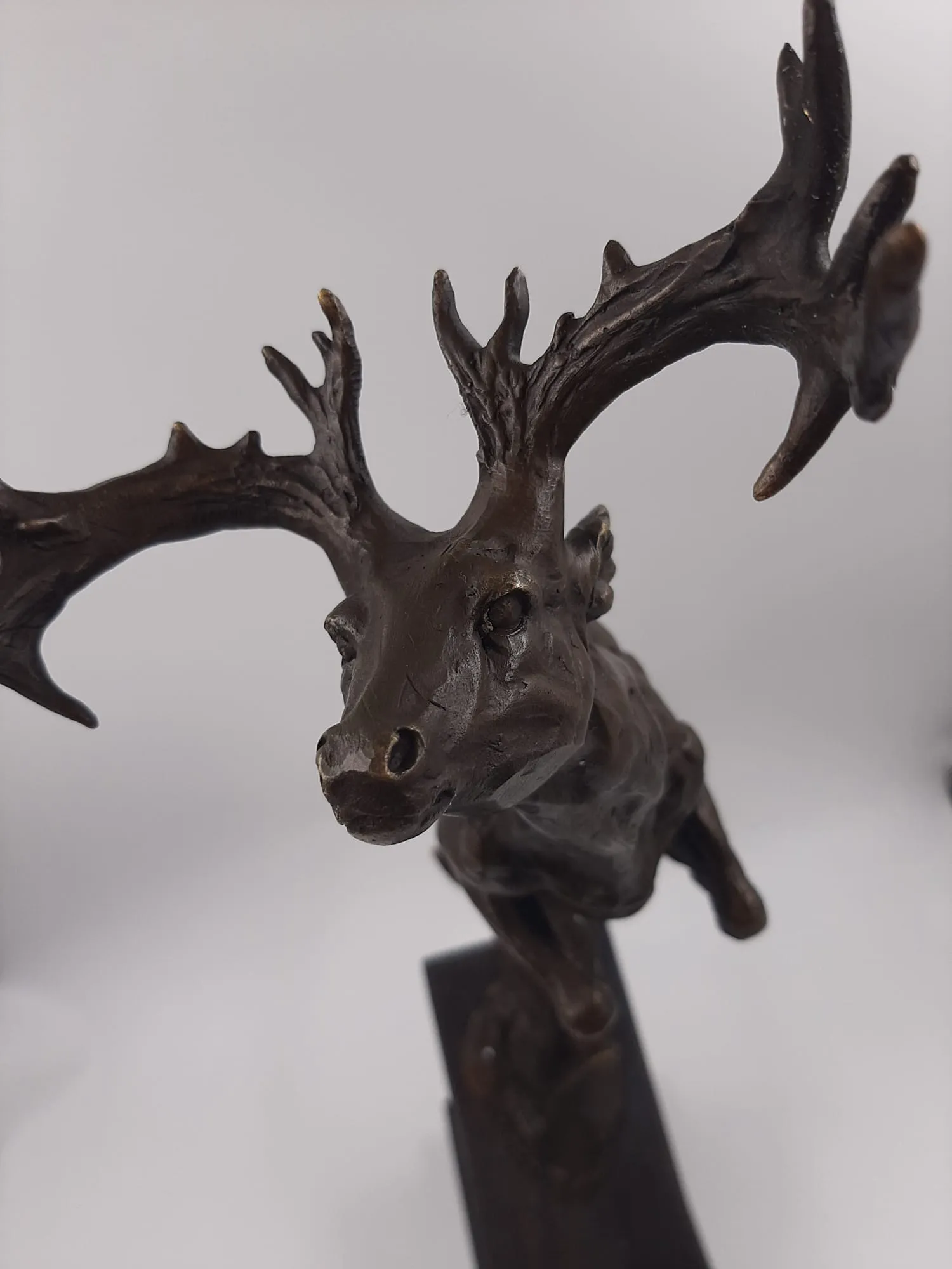 Modern Quality Bronze Sculpture of Jumping Deer 