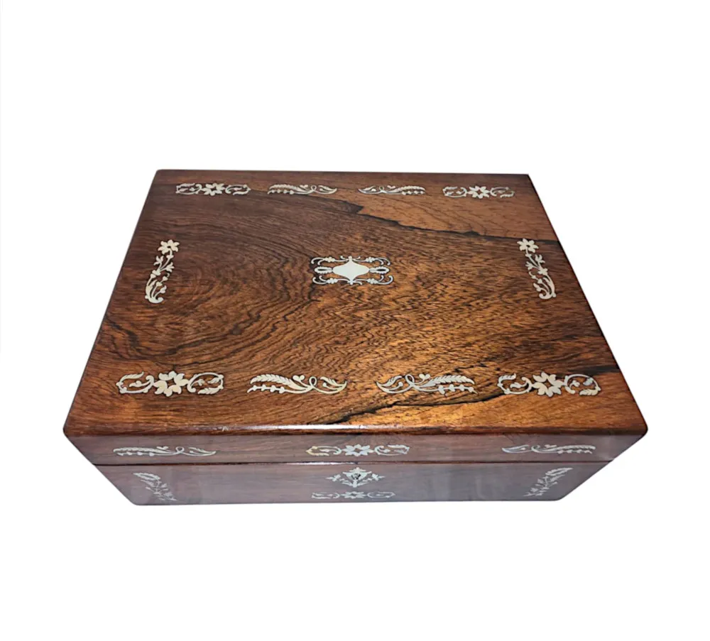 A Beautiful 19th Century Mother of Pearl Inlaid Jewellery Box